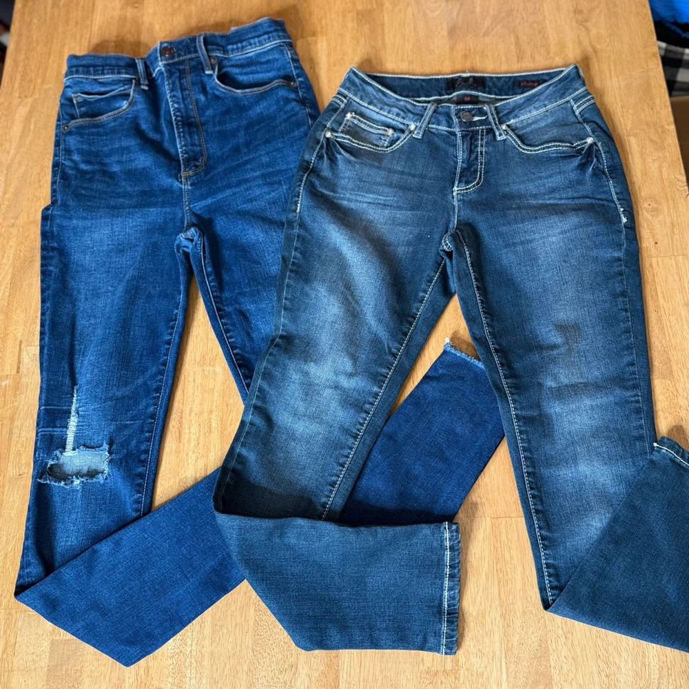 Abercrombie & Fitch/Earl Women’s Skinny Jeans - Medium & Dark Blue Washes